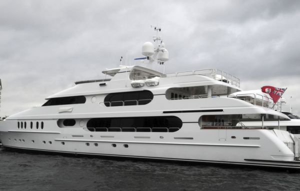Tiger Woods Yacht