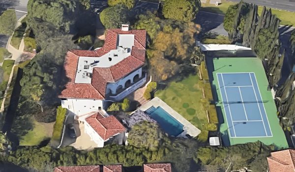 Dionne Warwick house