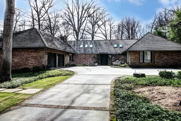 Luke Kuechly house
