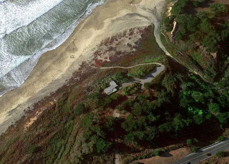 Tracy Chapman House The Moon Bay Studio Urban Splatter