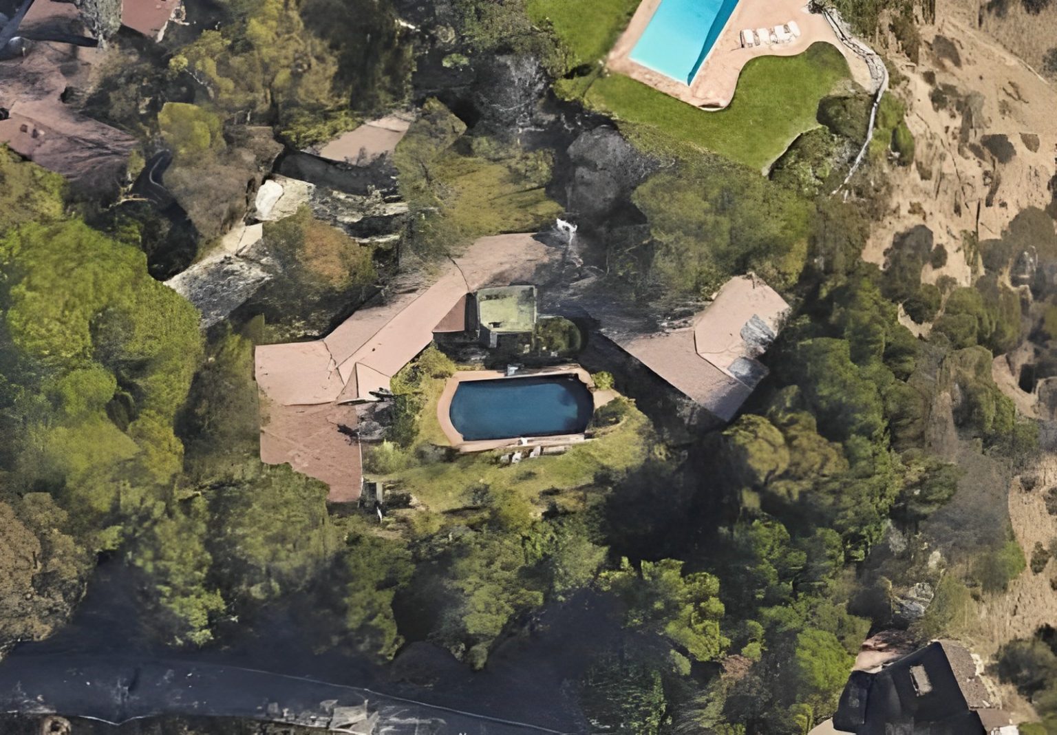 Woody Harrelson House: The California Home - Urban Splatter