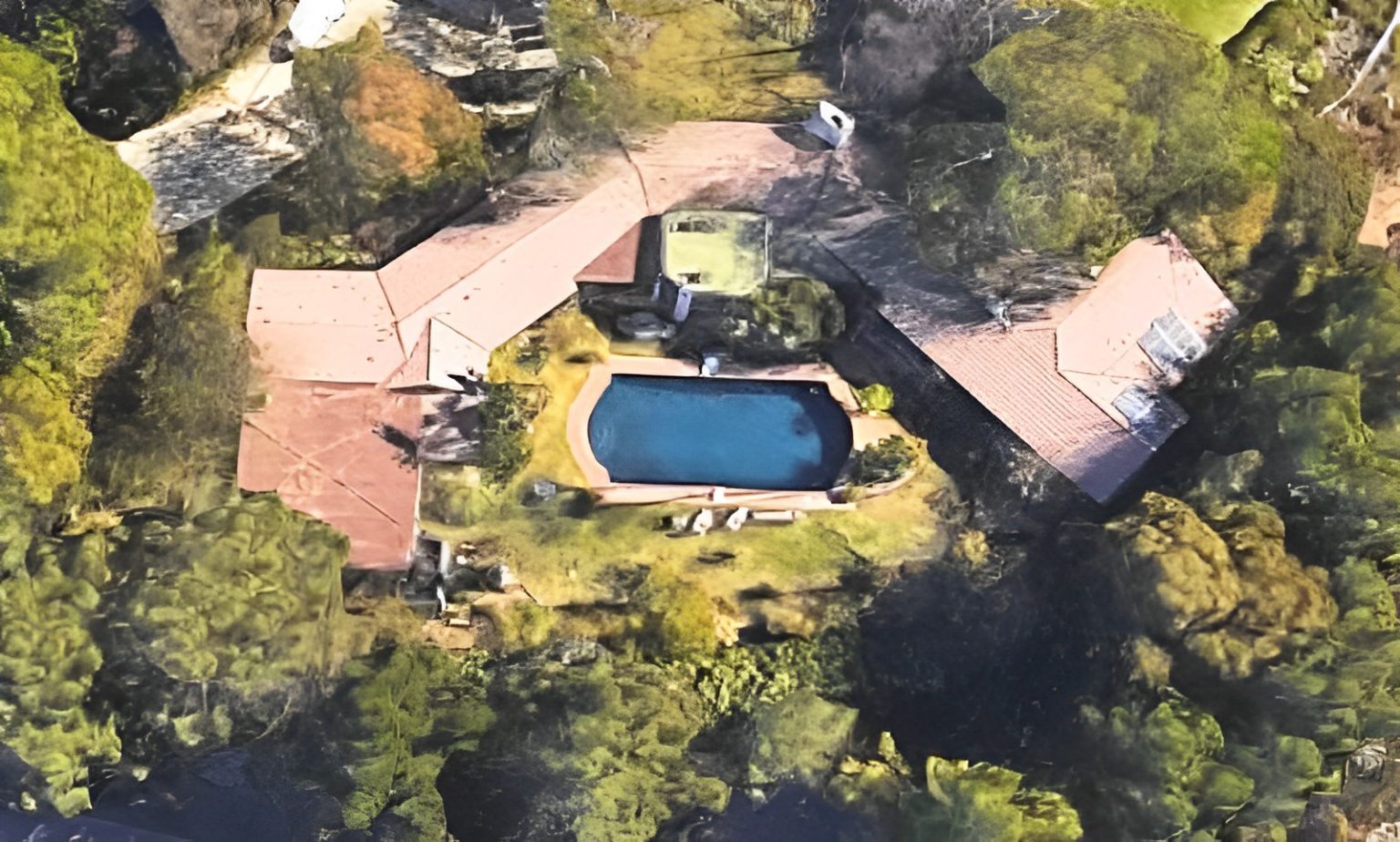 Woody Harrelson House: The California Home - Urban Splatter