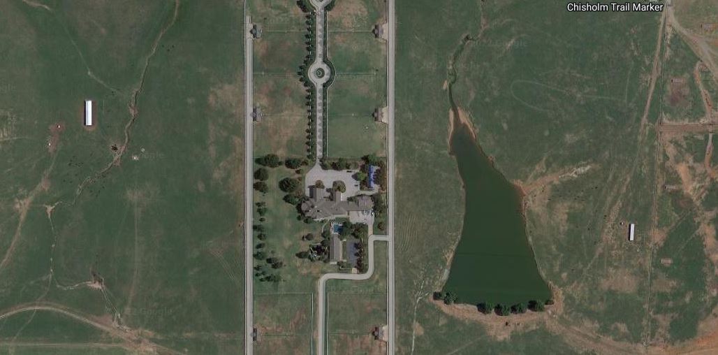 Bob Funk House The Yukon Villa Urban Splatter