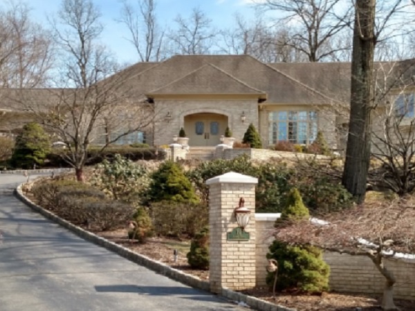 Tony Soprano House TV Show Jersey Mansion Urban Splatter tony-soprano-house-tv-show-jersey-mansion-urban-splatter