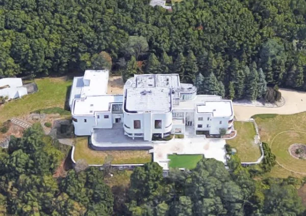 Swizz Beatz house