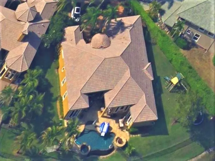 Island Boys House The Florida Rental Urban Splatter