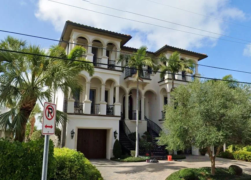 Hulk Hogan House: The Florida Residence - Urban Splatter