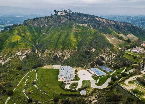 Triller Compound House