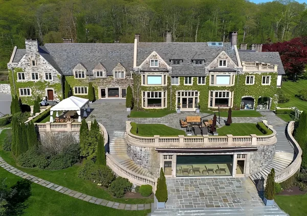 Liam Neeson house