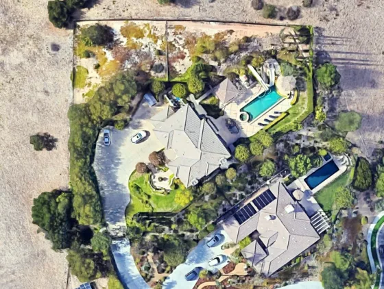 Hailee Steinfeld House