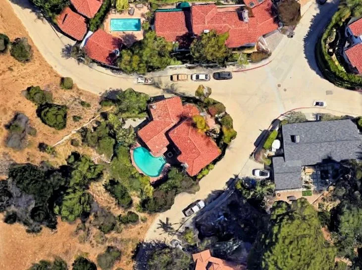 Winona Ryder House