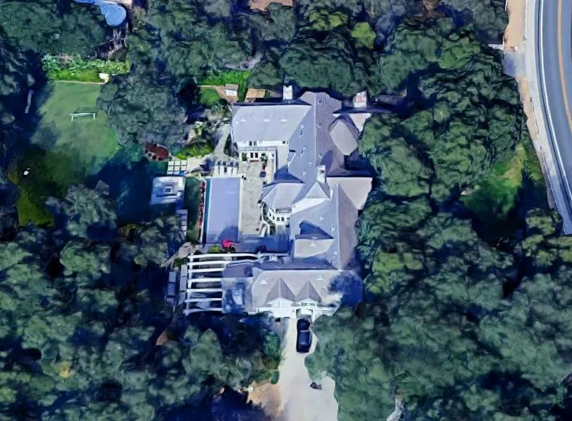 Alyssa Milano House