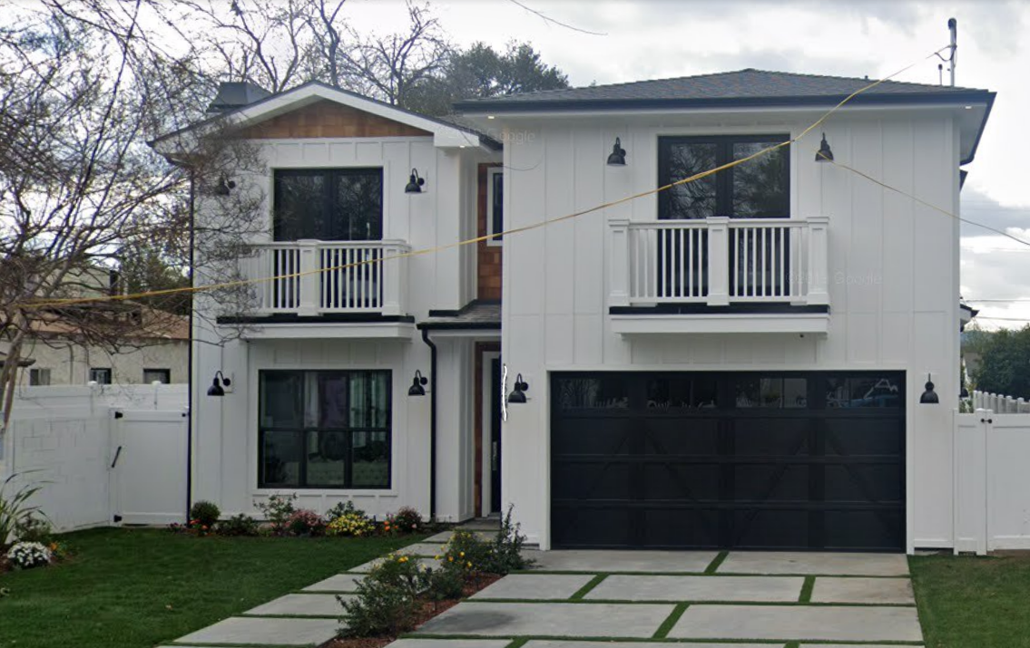 All About Jax And Brittany's House Urban Splatter