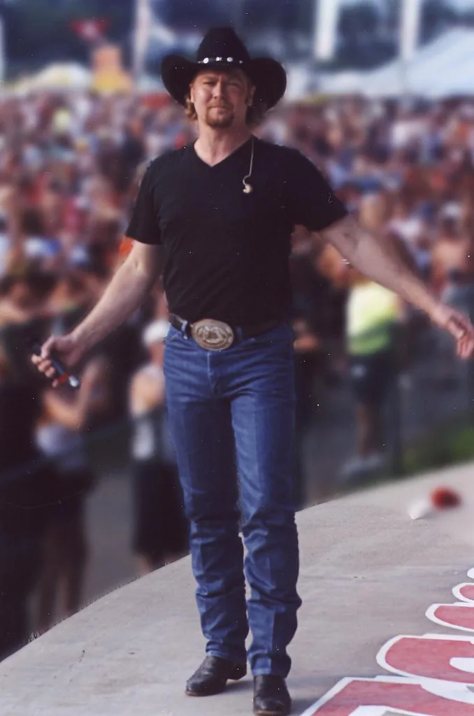 Tracy Lawrence Net Worth: A Comprehensive Financial Journey - Urban