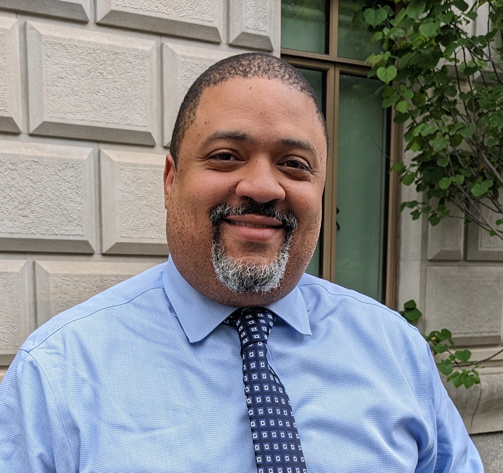 Alvin Bragg Net Worth: Fact vs. Fiction and Real Impact - Urban Splatter
