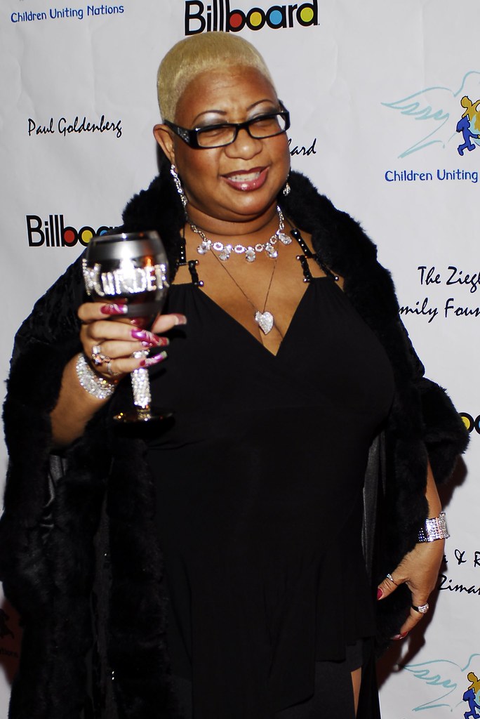 Luenell Net Worth and Career Insights for the Comedy Star Urban Splatter